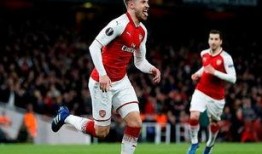 原神福卡洛斯最新爆料图,神秘角色洛斯降临，揭开神秘面纱